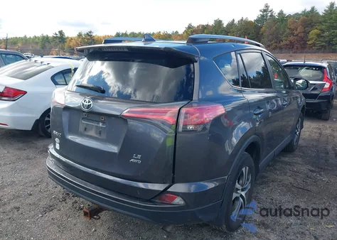 2017 Toyota Rav4 Le z USA, uszkodzony, nr VIN JTMBFREV0HJ144640